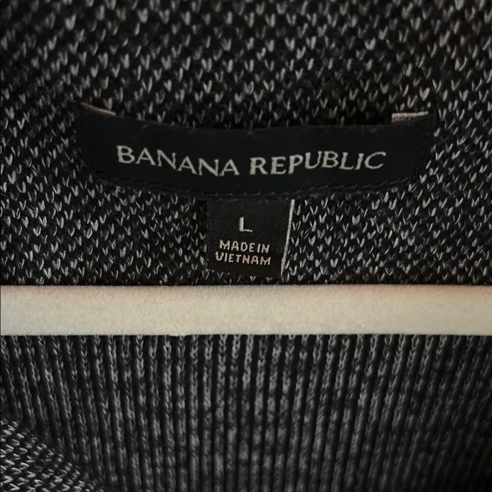 Black and Gray Zip-Up Sweater Size Large with Two Front Slit Pockets; Like New!